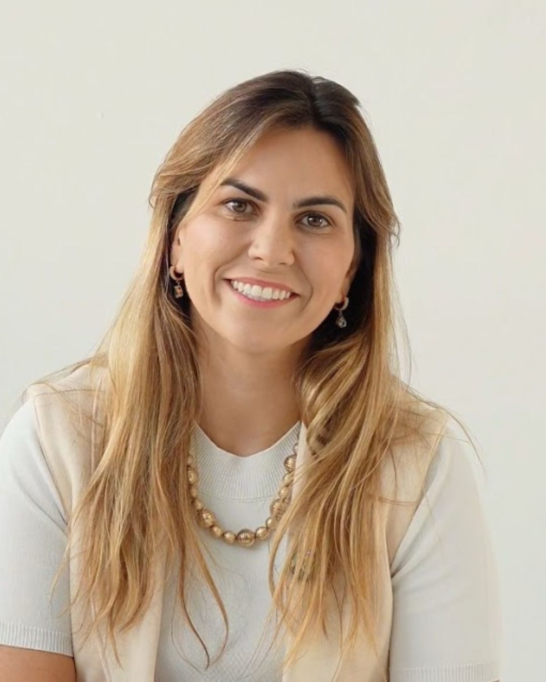 Dra. Viviane Almeida Marchesi